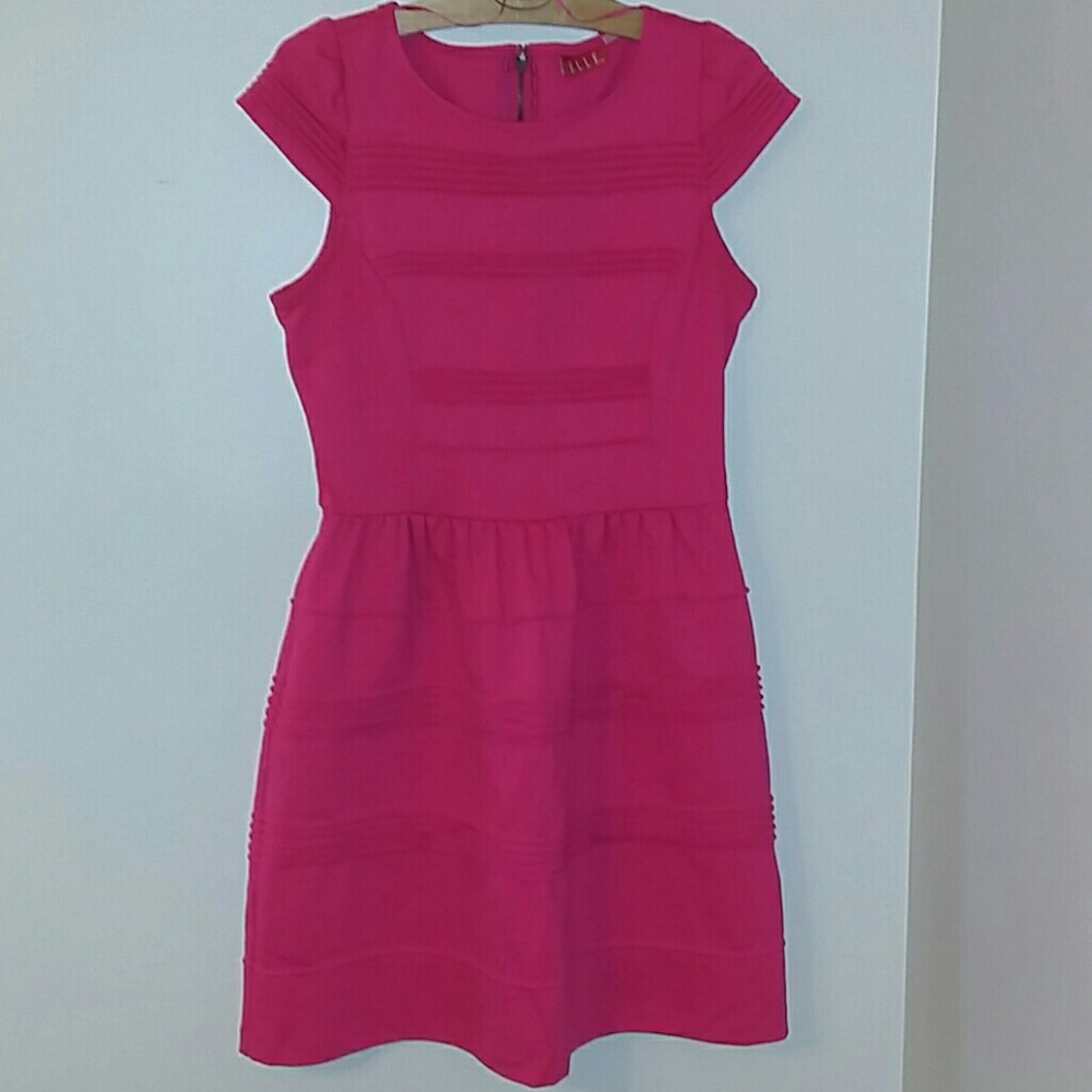 Elle Pink dress